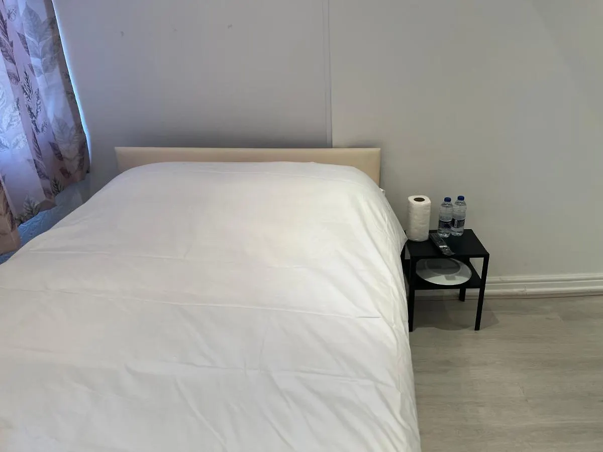 Alojamento de Acomodação e Pequeno-almoço Y2 Guest House Londres