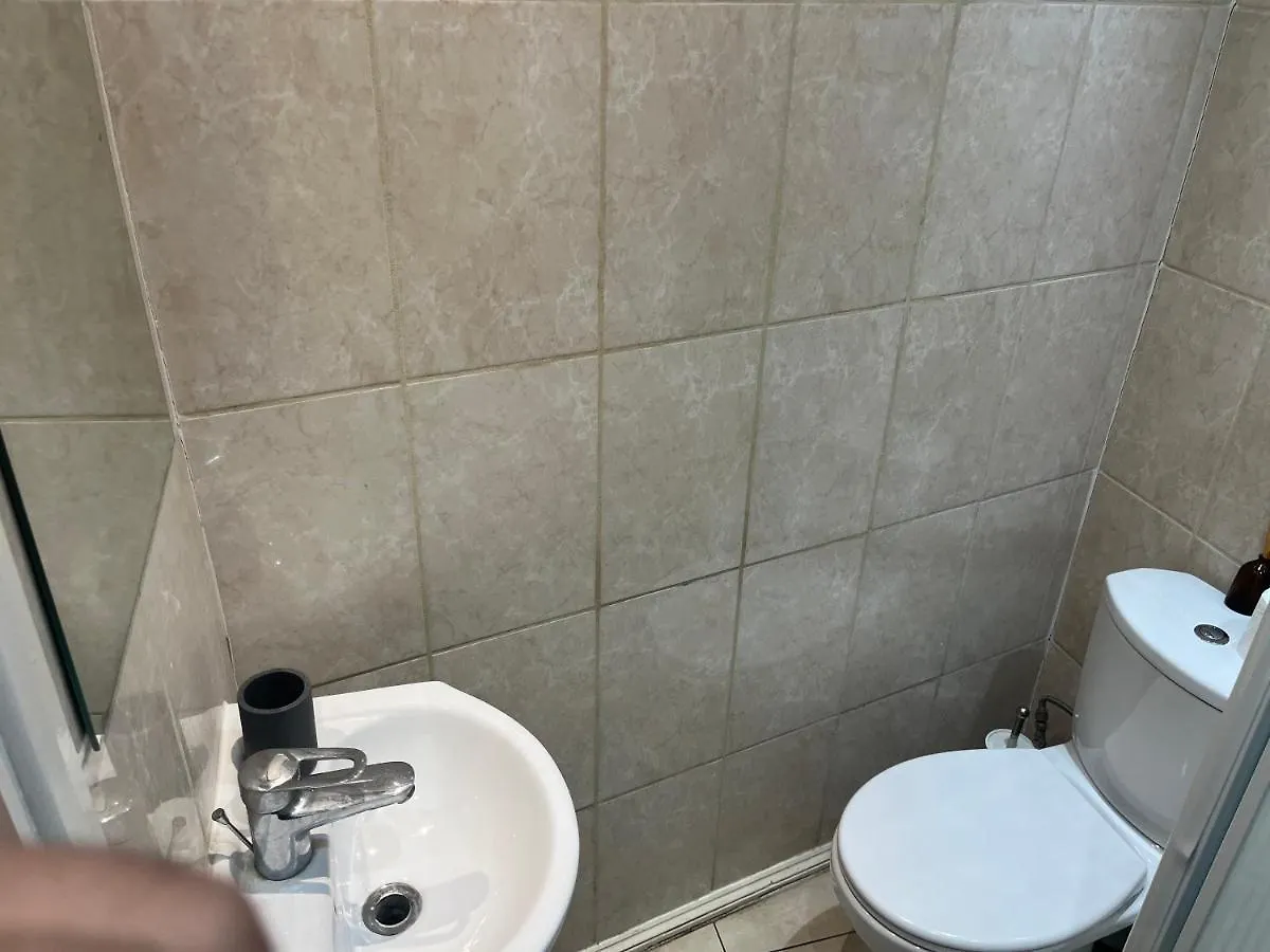 Alojamento de Acomodação e Pequeno-almoço Y2 Guest House Londres Reino Unido