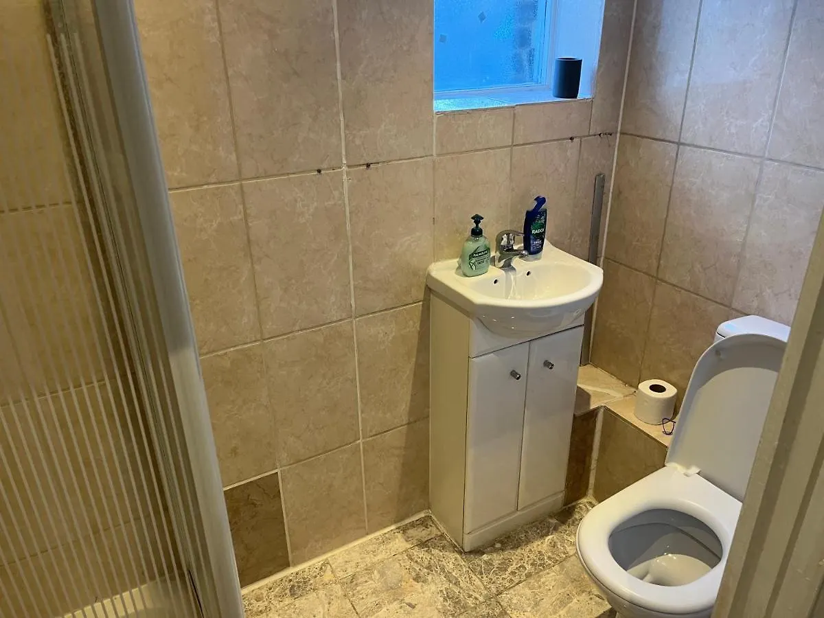 Y2 Guest House Londres 0*,  Reino Unido